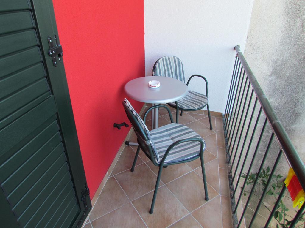 Casa Rosada Hotell Podgora Rum bild