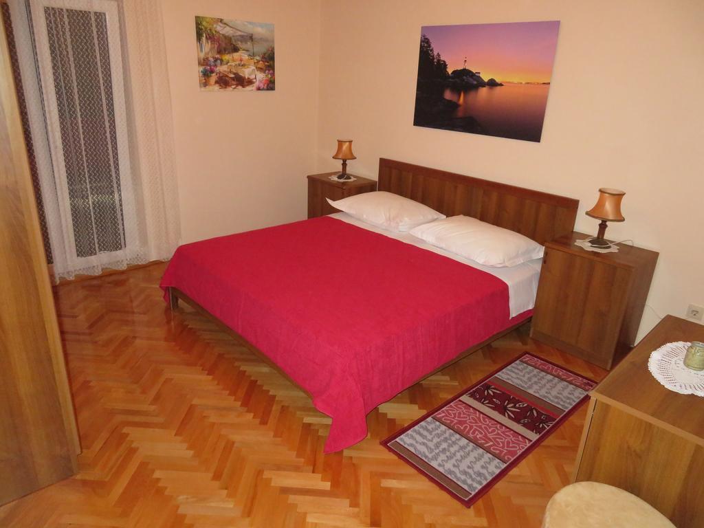 Casa Rosada Hotell Podgora Exteriör bild